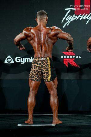 MEN'S PHYSIQUE 179 STARS